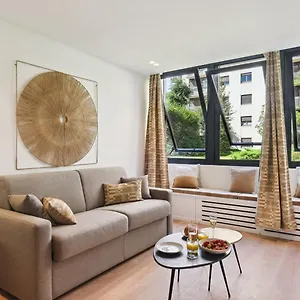314 Monnier - Superb In Appartement